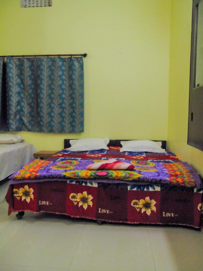 Gangotri Paying Guest House Варанасі Екстер'єр фото