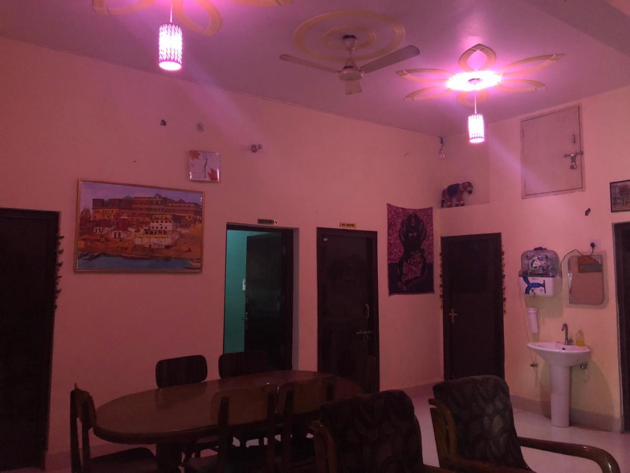 Gangotri Paying Guest House Варанасі Екстер'єр фото
